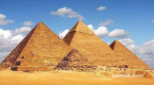 金字塔的八大诡异之谜，登上金字塔会导致死亡(匪夷所思的技术)