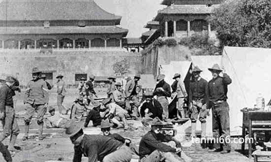 1900年中国发生了什么，八国联军侵占紫禁城/圆明园被毁