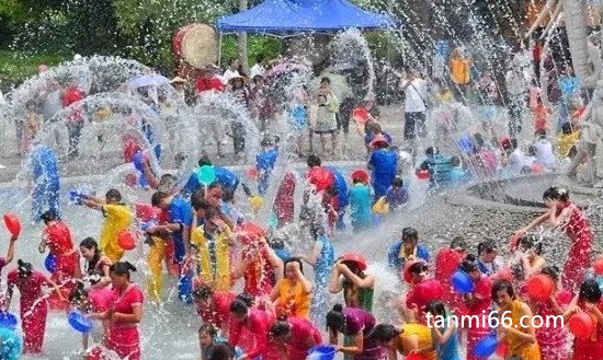 泼水节是哪个民族的传统节日，是几月几号(一般在公历4月13日)