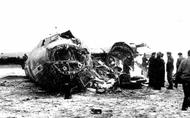 1958年慕尼黑空难事件，7名曼联队员遇难(足坛十大惨案之一)