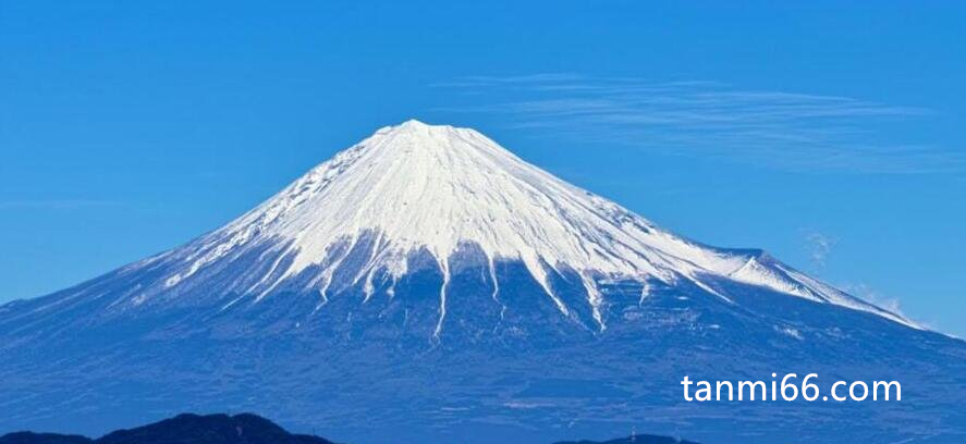 原来富士山是私人财产，早期归德川家族后转让给浅间神社