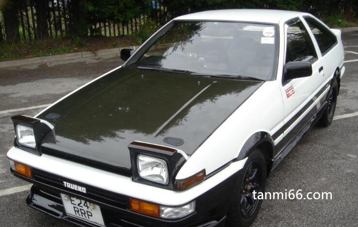 ae86是什么车，第四代丰田卡罗拉(拓海现实原型人物最爱的车)