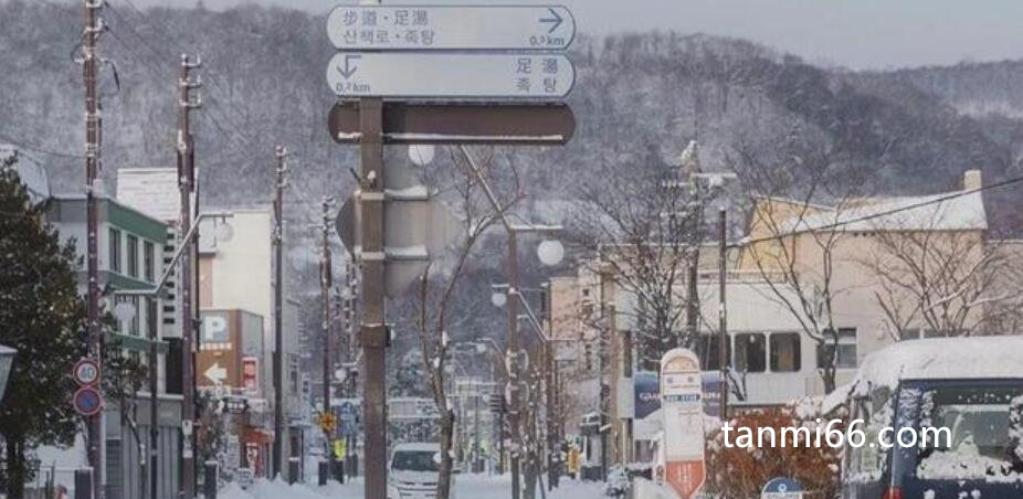 抖音下雪超级火的句子，最唯美冬天雪景文案